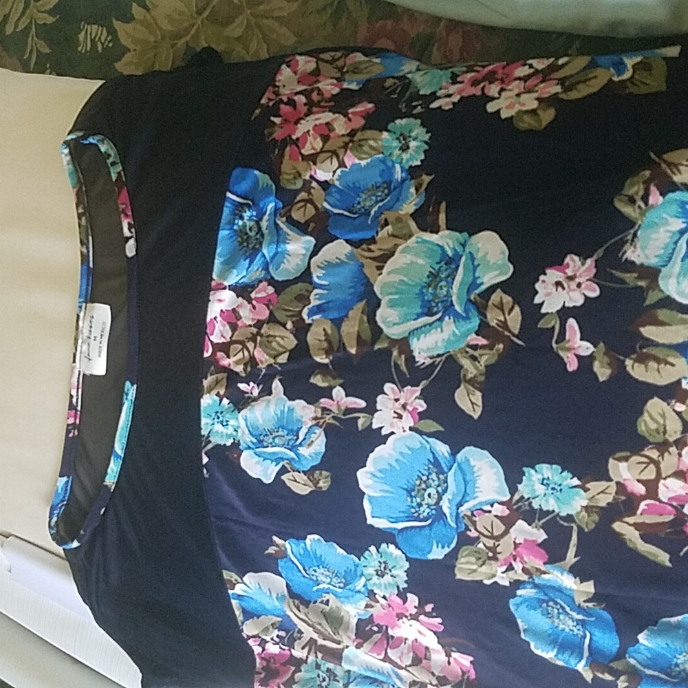 Sleeveless top